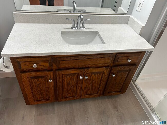 Building Photo - 151 Wynwood Dr