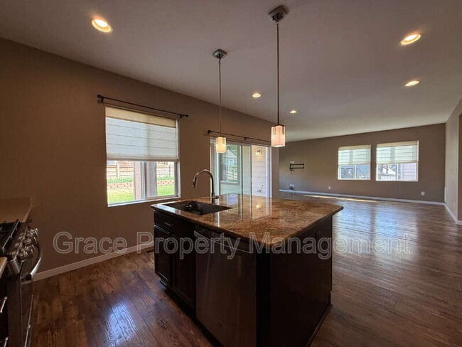Building Photo - 10808 Salida St