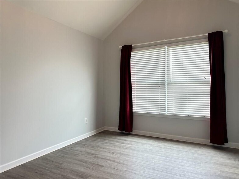Building Photo - 1335 Rocky Shoals Ln