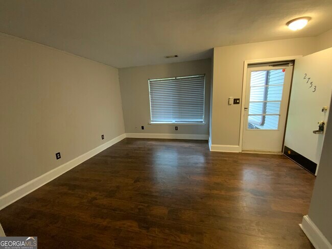 Building Photo - 2753 Whitewater Ct