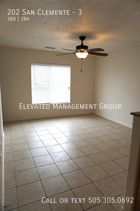 Building Photo - 202 San Clemente Ave NW