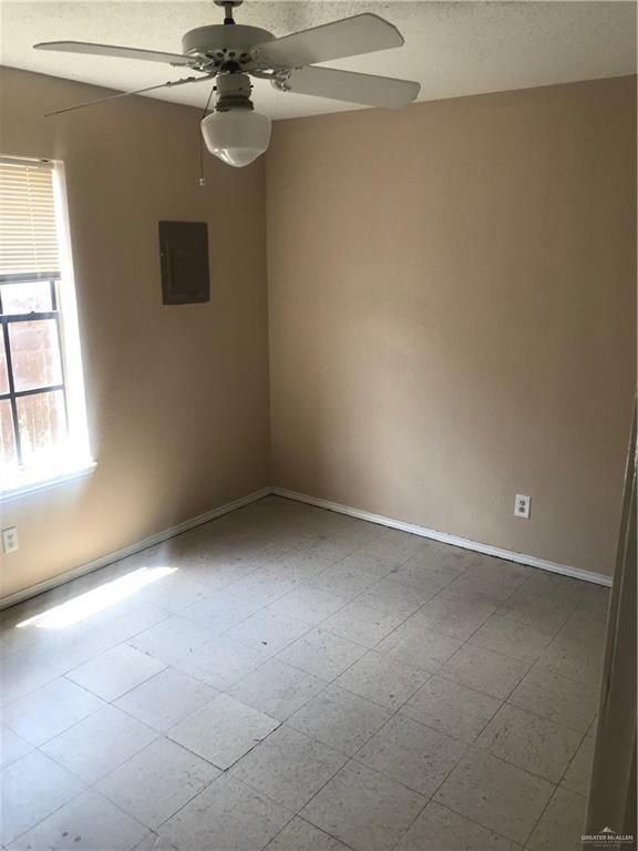 Building Photo - 1000 W Caffery Ave