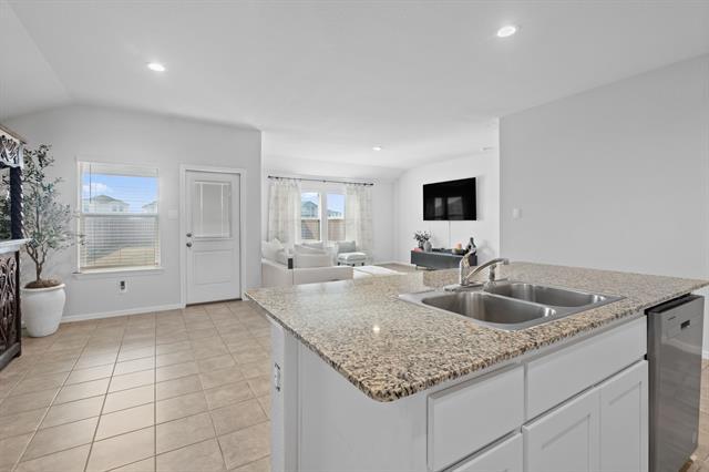 Building Photo - 709 Mount Vis Ln