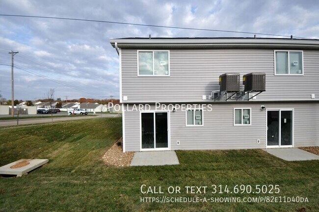 Building Photo - 1070 Arlington Way