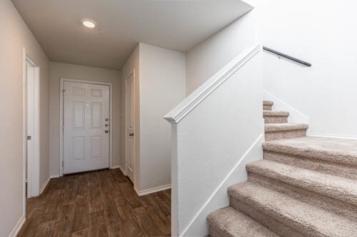 Building Photo - 8115 Meridian Isle