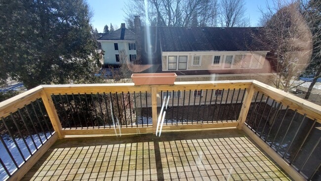 Building Photo - 57 Park St