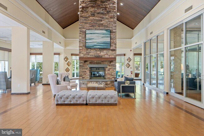 Building Photo - 699 Winding Stream Way