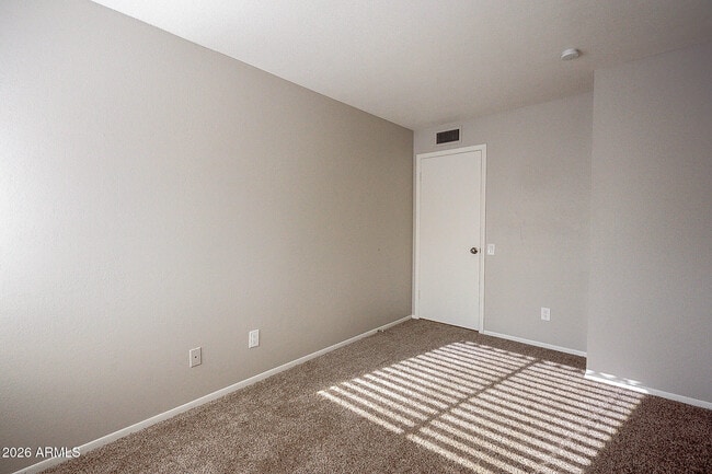 Building Photo - 5618 S Captain Kidd Ct