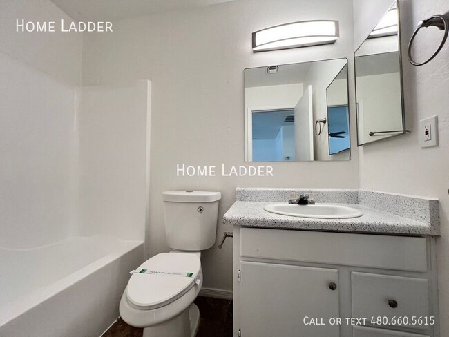 Building Photo - 440 Florence Heights Dr