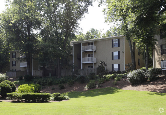 Building Photo - Vinings View Condos