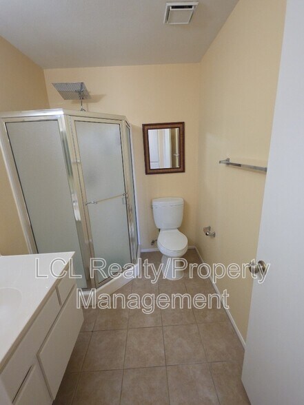 Building Photo - 25673 Hillman Ct