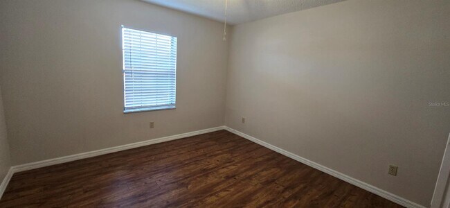 Building Photo - 2710 SW 152nd Ln
