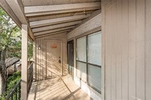 Building Photo - 5711 Sugar Hill Dr