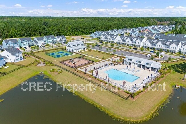 Building Photo - 1223 Homecoming Blvd