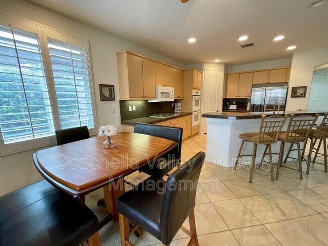 Building Photo - 168 Via Martelli