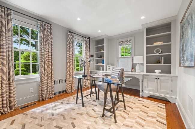 Building Photo - 945 Oenoke Ridge