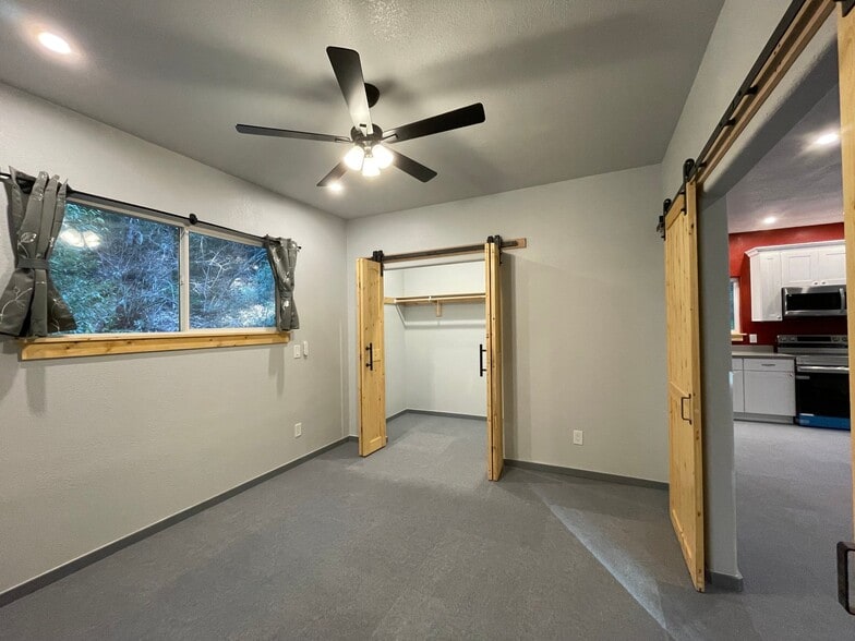 Building Photo - 12570 Mays Canyon Rd