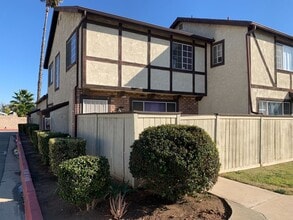 Building Photo - WELCOME TO YOUR NEW HOME IN MORENO VALLEY