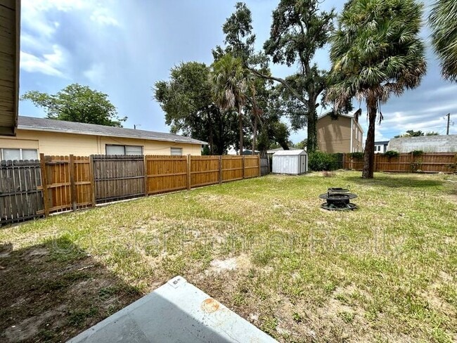 Building Photo - 2308 E 15th Ave