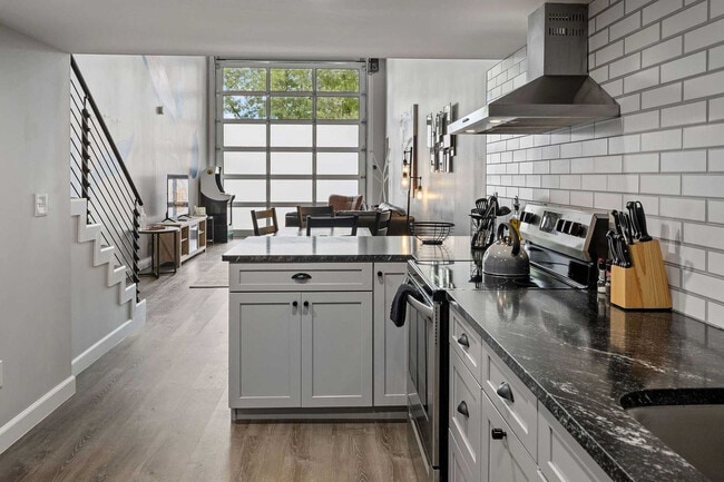 Building Photo - 7180 W 38th Ave