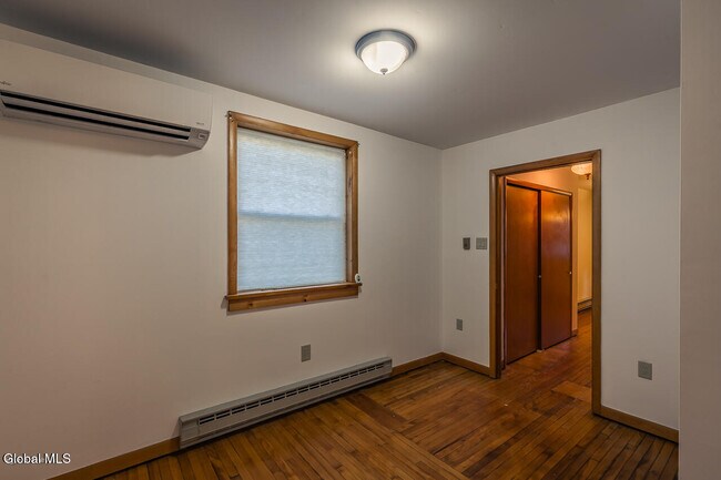 Building Photo - 39-41 Haskell St
