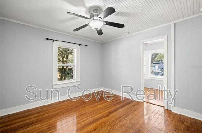 Building Photo - 1803 Douglas Ave