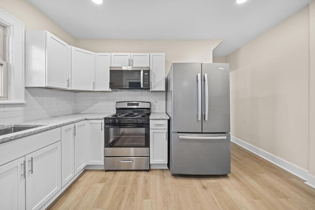 Building Photo - 263 Crestview Rd