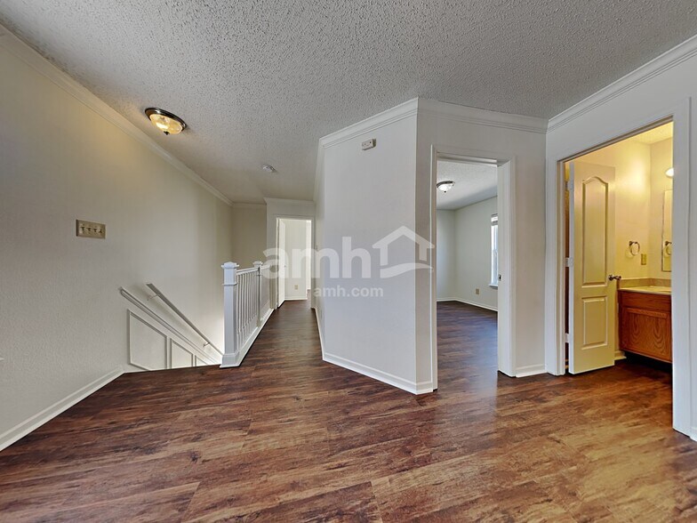 Building Photo - 14298 Banister Dr