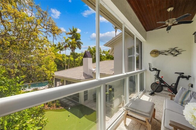 Building Photo - 755 Tiziano Ave