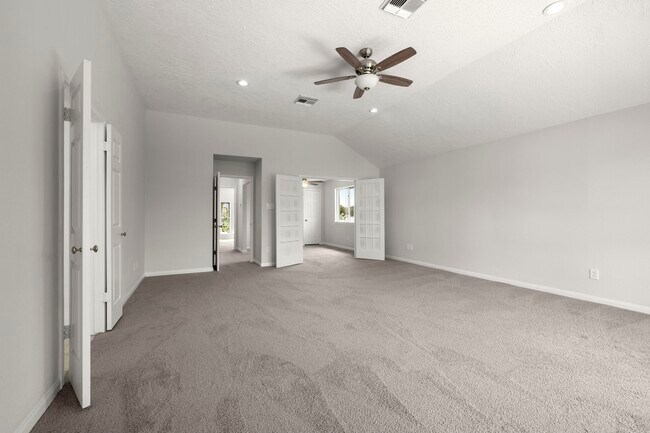 Building Photo - 16518 Elmwood Point Ln