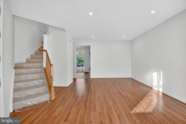 Building Photo - 41884 Restful Terrace