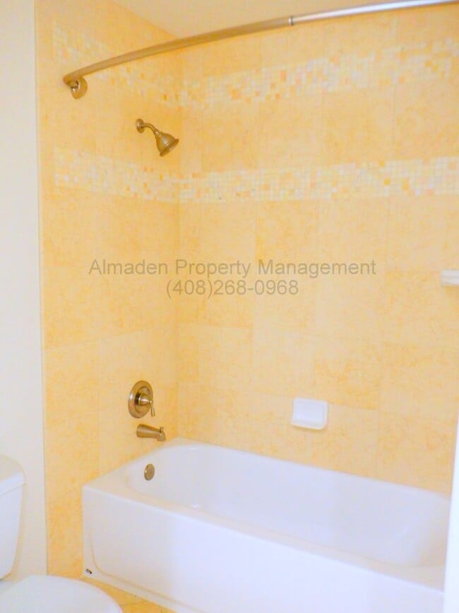 Building Photo - 1186 Wilhelmina Way
