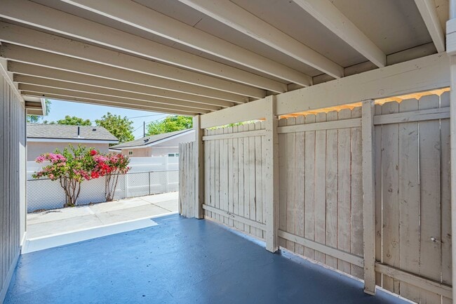 Building Photo - 32958 Urban Ave