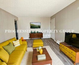 Building Photo - Beautifully Renovated 1-Bed, 1-Bath Apartm...