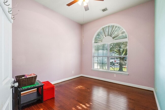 Building Photo - 22326 E Daniel Oak Cir