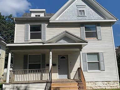 Building Photo - 1638 B Ave NE