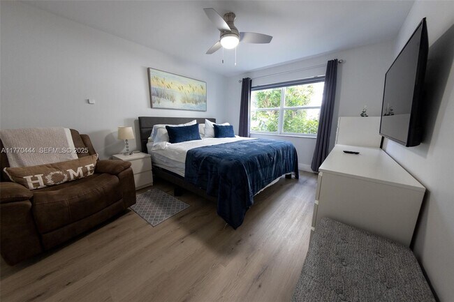 Building Photo - 1501 S Ocean Blvd