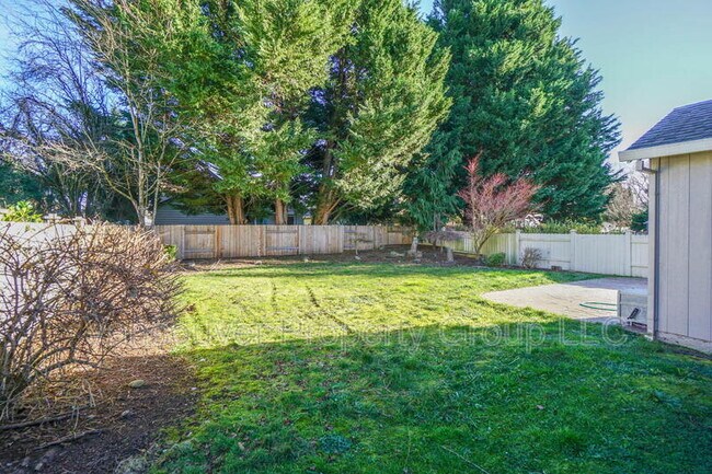 Building Photo - 2515 SE 173rd Pl