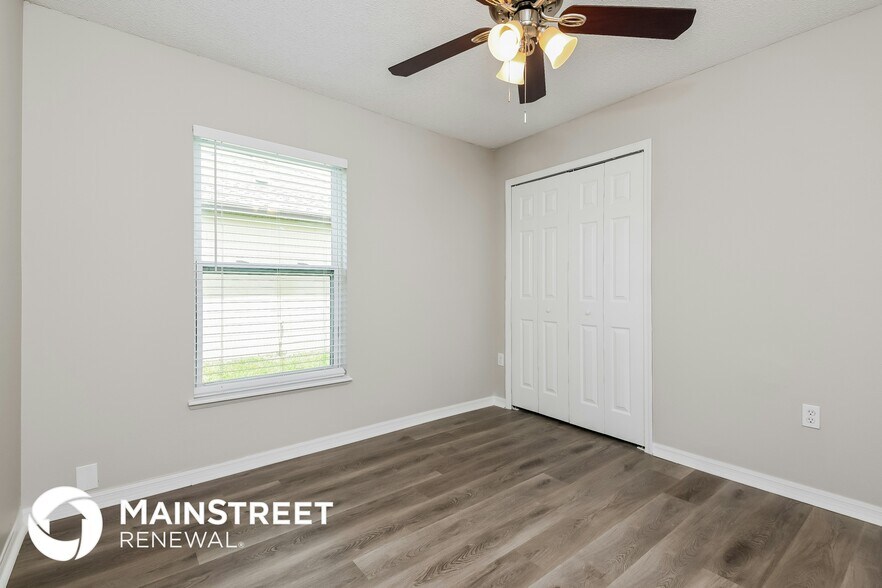 Building Photo - 1101 Munster Ct