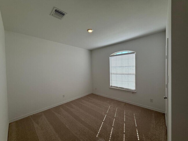 Building Photo - 9241 SW 18th St