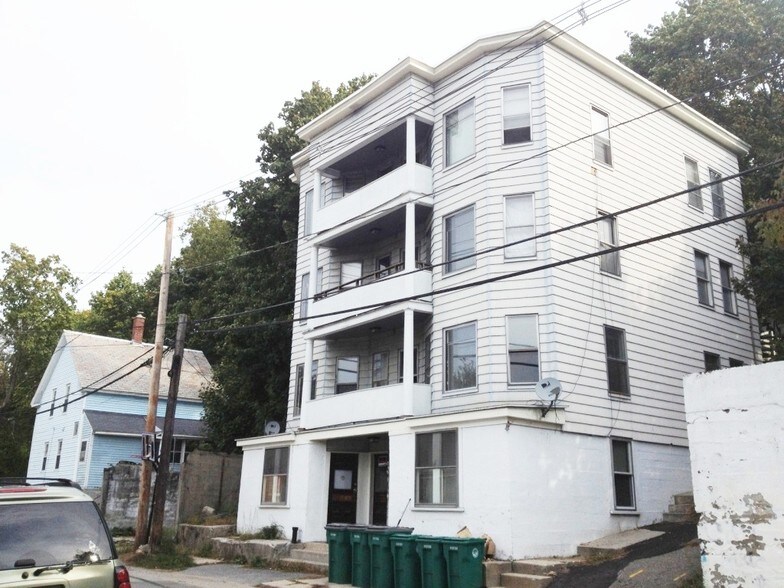 Building Photo - 187 High St