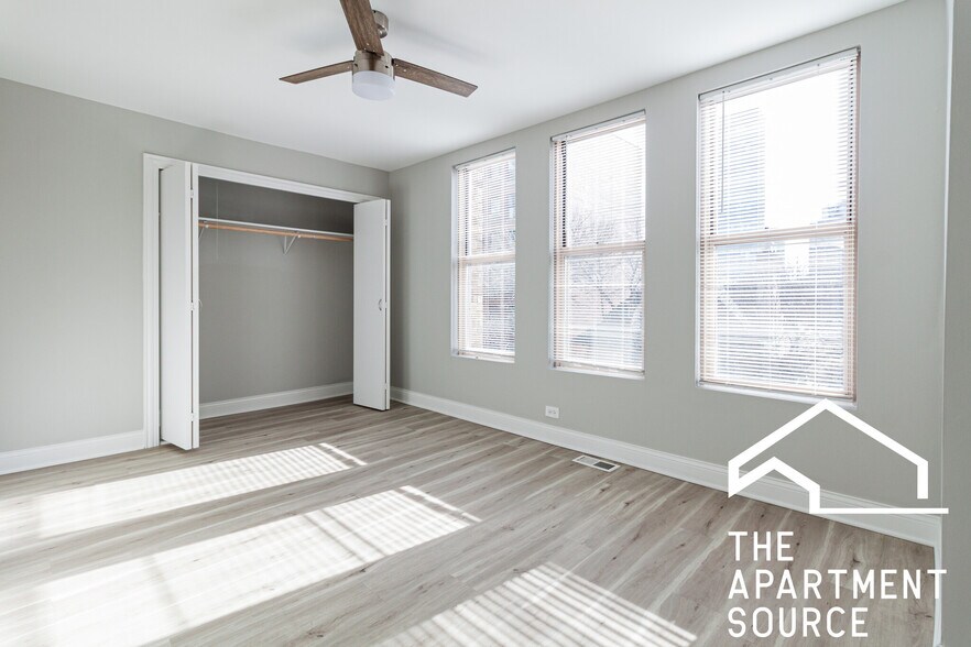 Building Photo - 744 W Gordon Ter