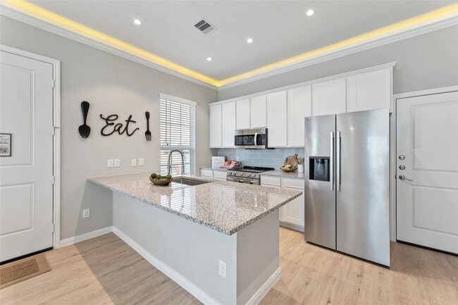 Building Photo - 931 Beebrush Ln