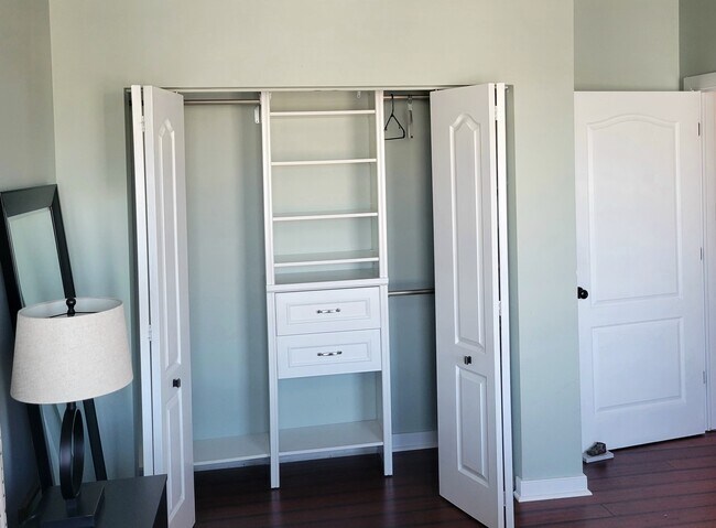 Building Photo - 511 N Broad St