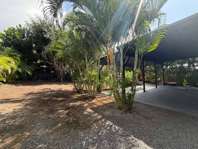 Building Photo - Furnished 4 Bedroom 3.5 Bathroom Whites Sands Beach