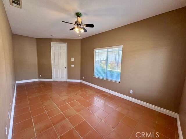 Building Photo - 33021 Adelante St