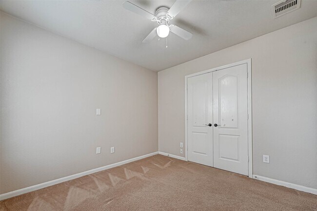 Building Photo - 22138 Orchard Dale Dr
