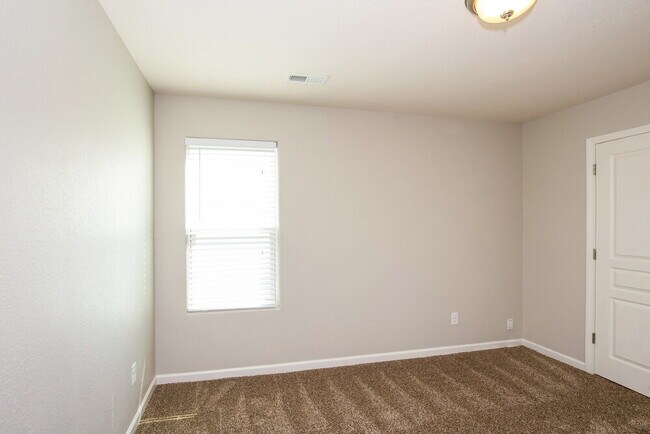 Building Photo - 4621 Montelena Dr