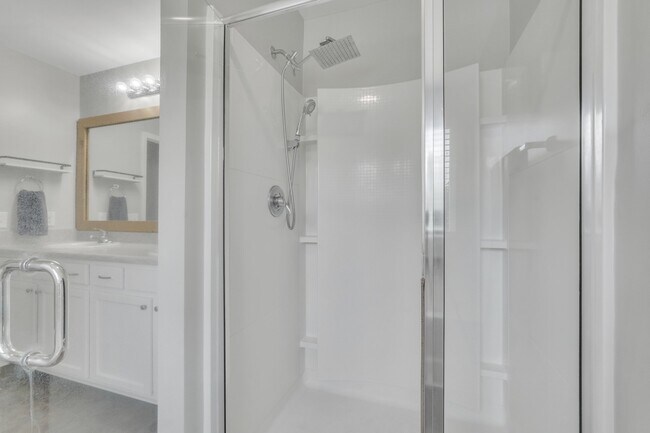 Building Photo - 174 Horizon Ln