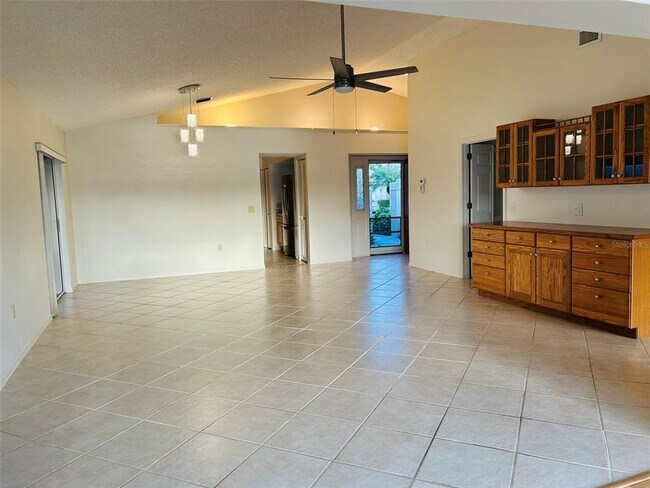 Building Photo - 799 Harrington Lake Dr N